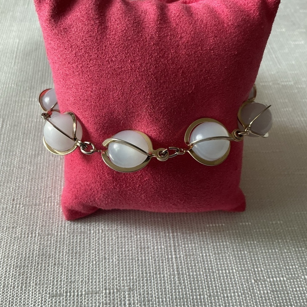 White Agate Gold Tone Bracelet